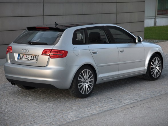 Audi A3 Sportback: 6 фото