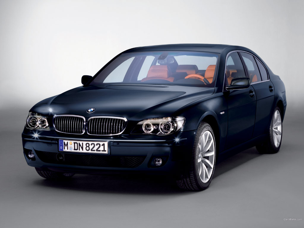 BMW 730: 1 фото