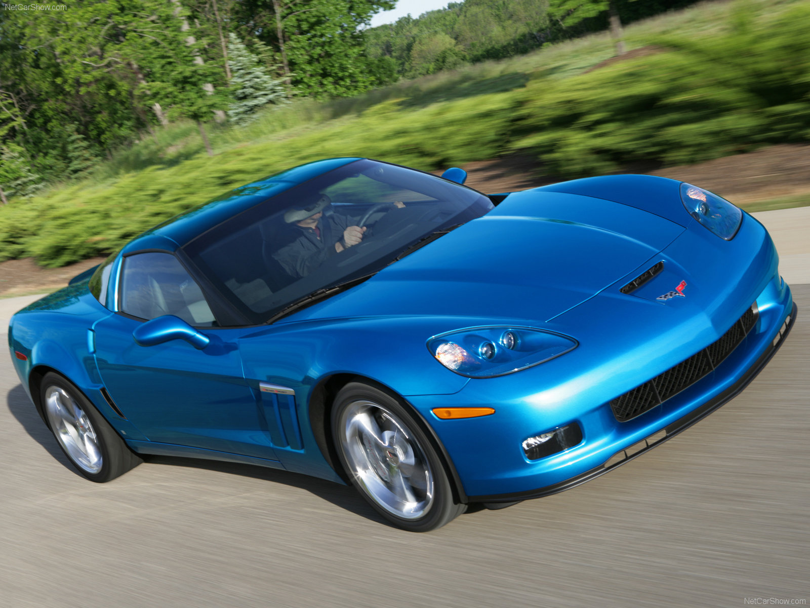 Chevrolet Corvette Grand Sport: 10 фото