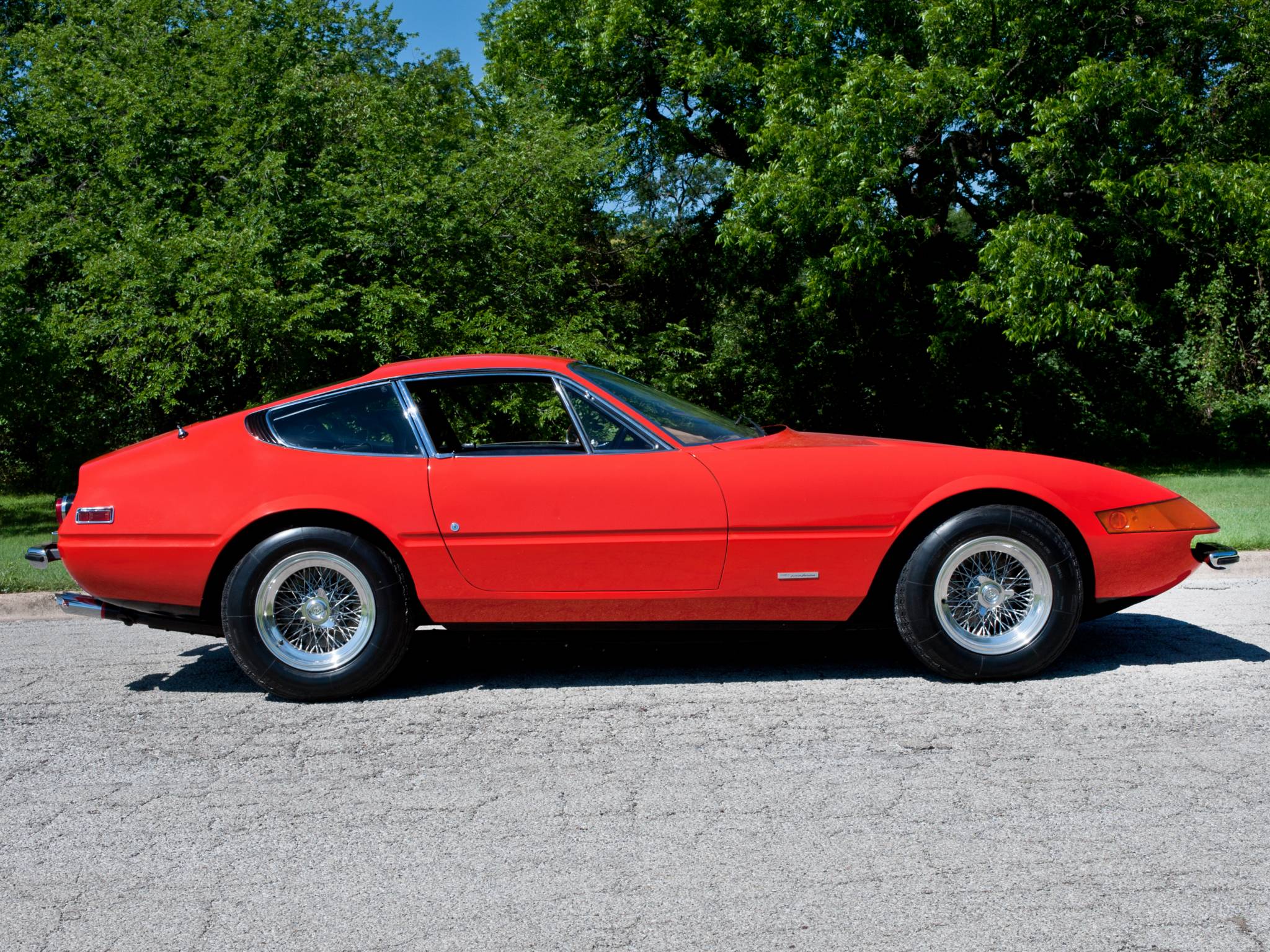 Ferrari 365 GTB/4: 6 фото