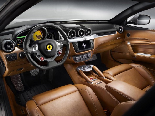 Ferrari FF: 4 фото