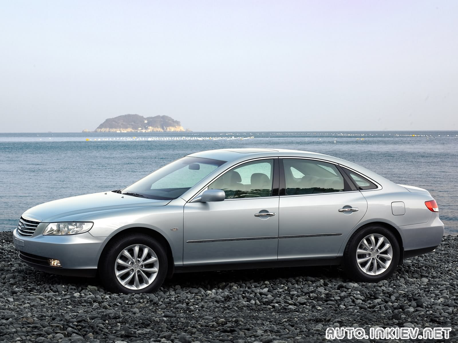 Hyundai Grandeur: 11 фото