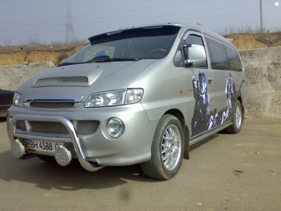 Hyundai H200: 8 фото