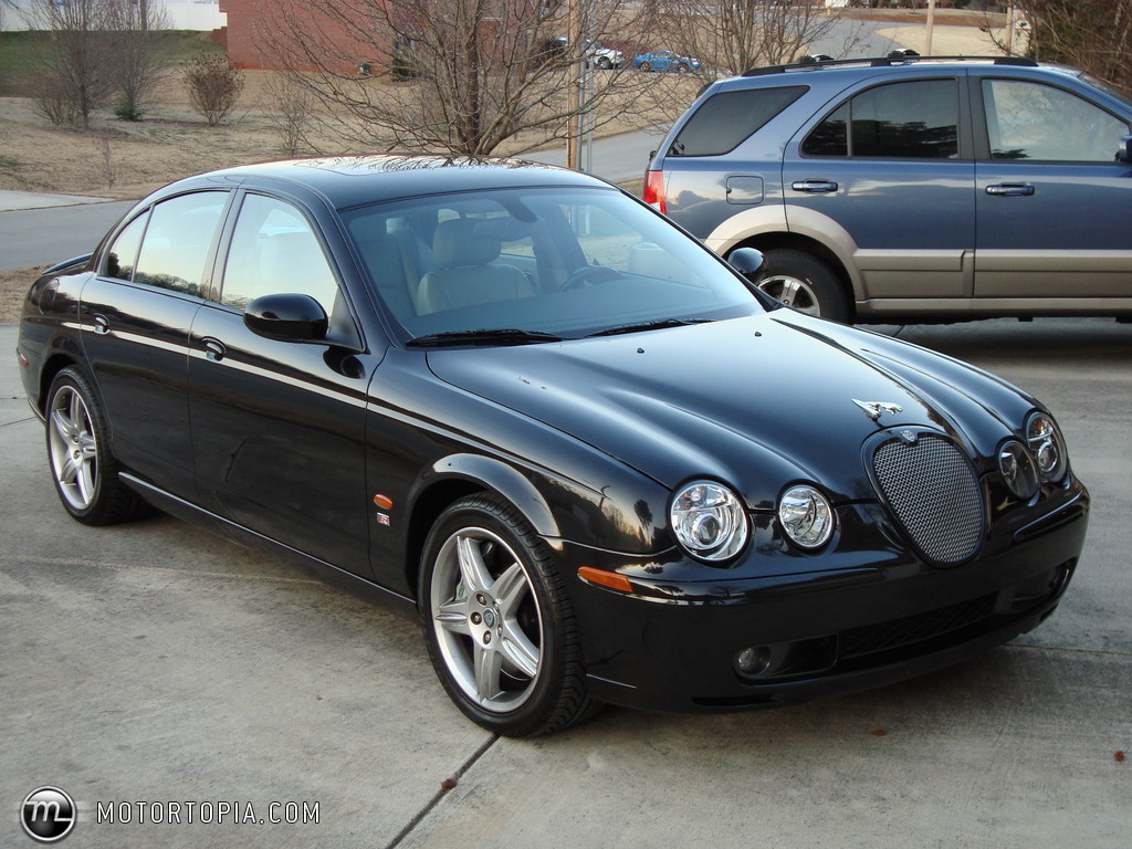 Jaguar S-Type R: 5 фото