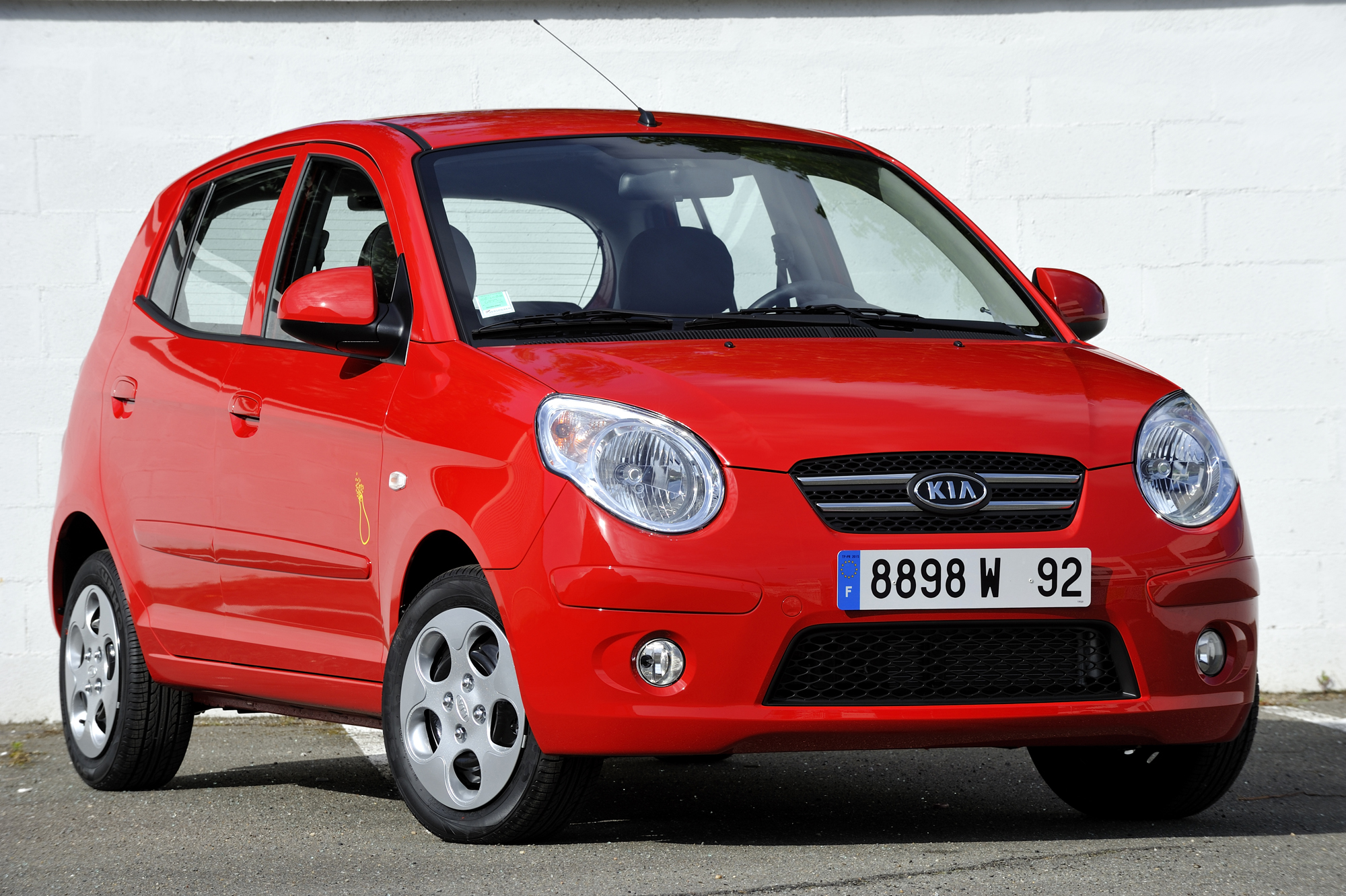 Kia Picanto: 9 фото