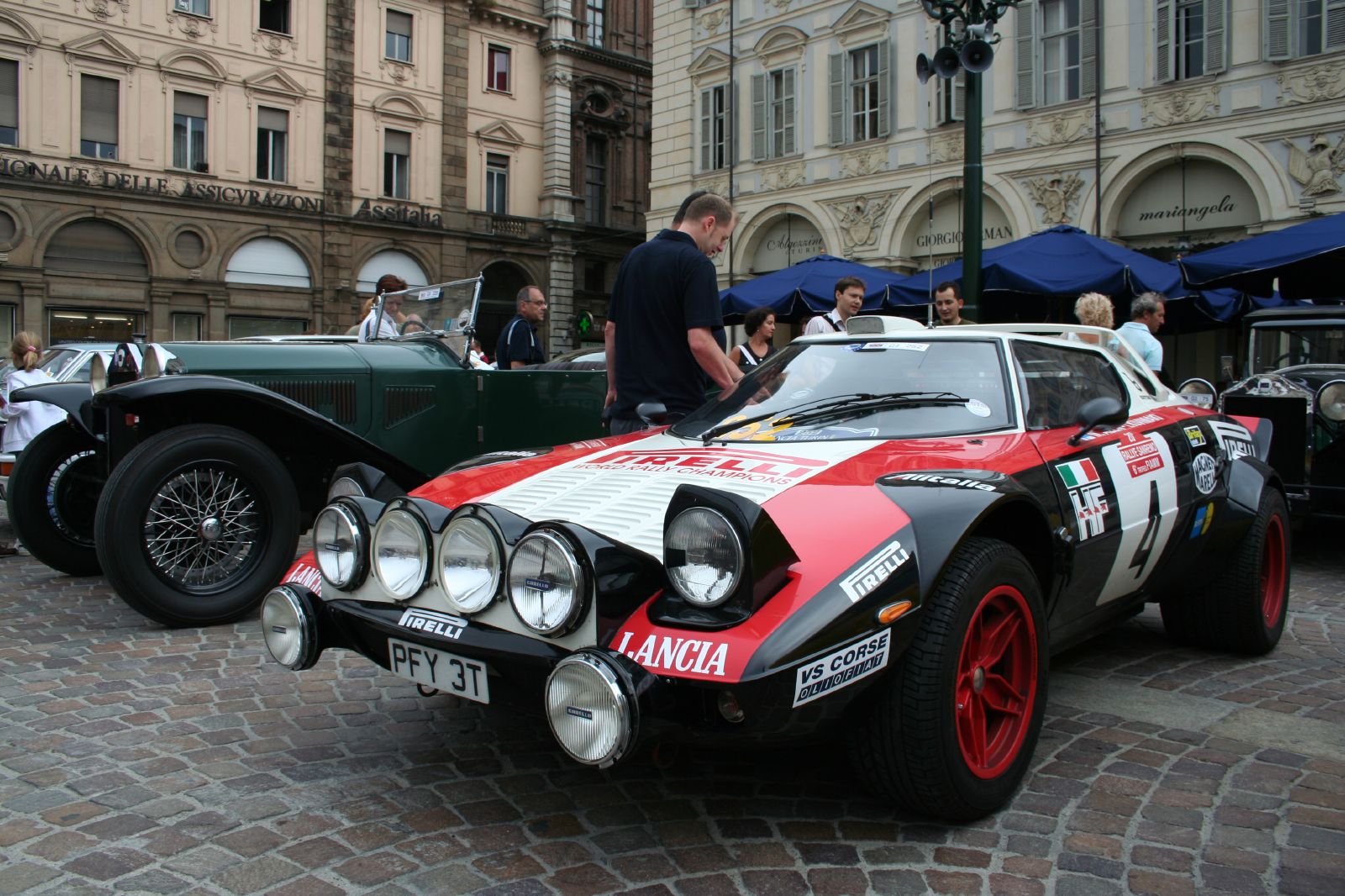 Lancia Stratos HF: 3 фото