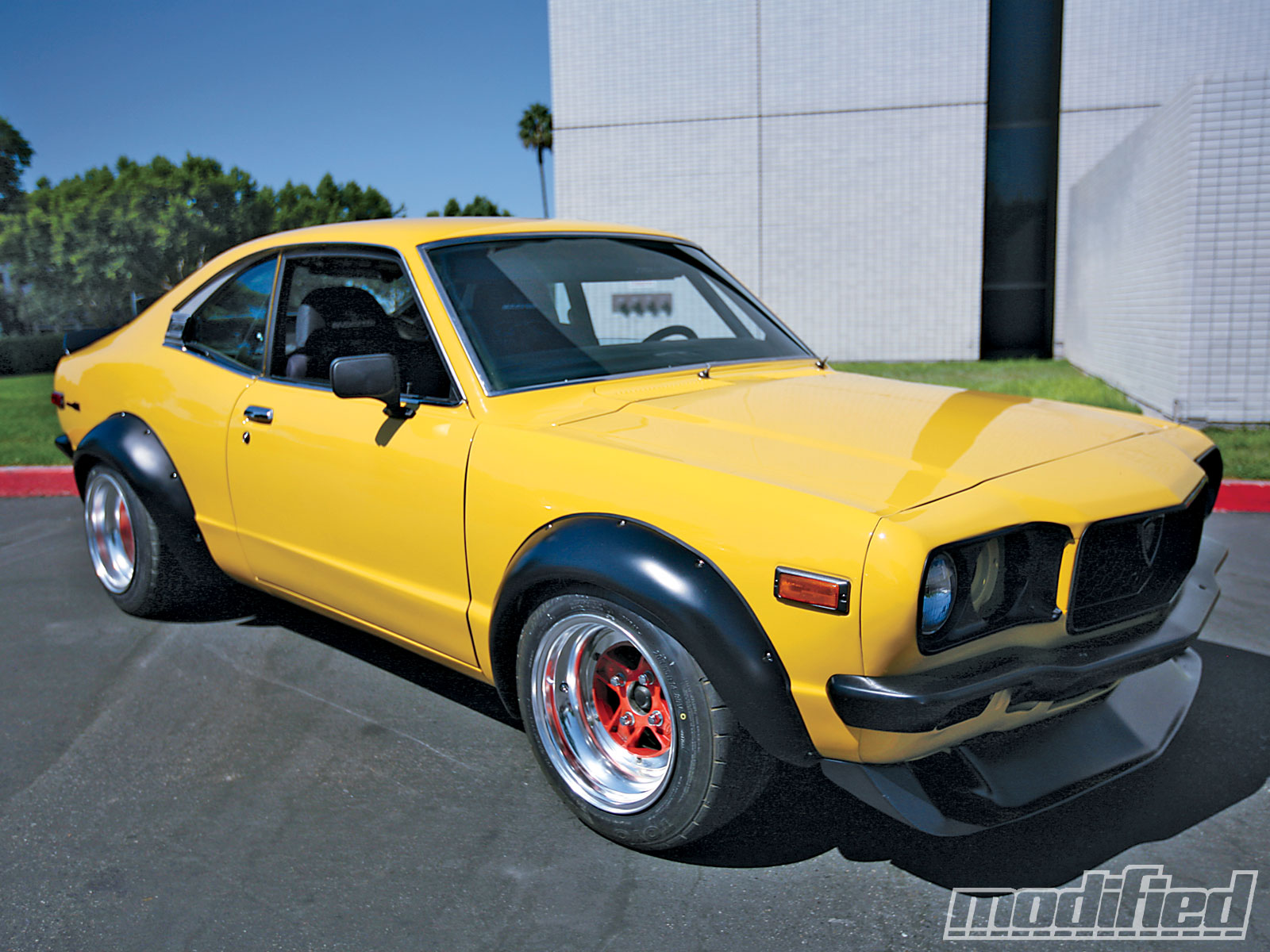 Mazda RX-2: 3 фото