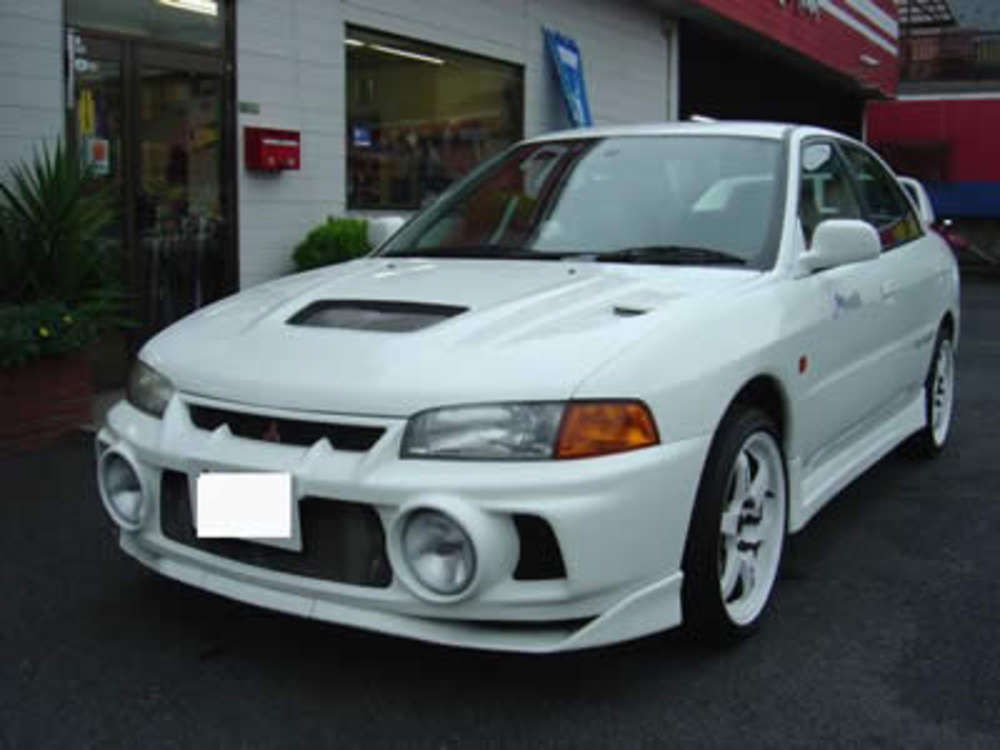 Mitsubishi Lancer Evolution IV: 2 фото