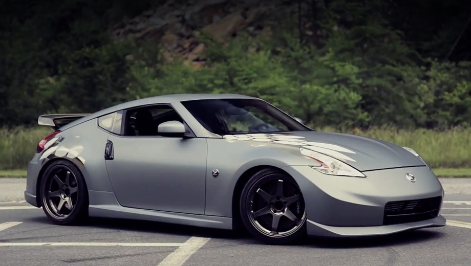 Nissan 370Z: 10 фото