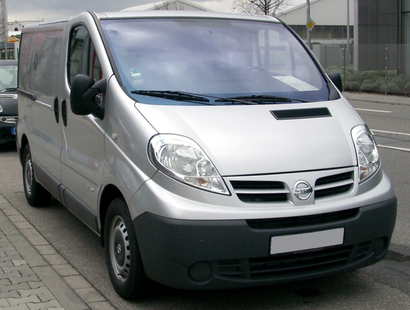 Nissan Primastar: 2 фото