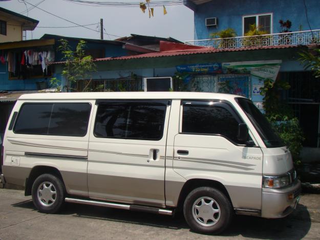 Nissan Urvan: 10 фото