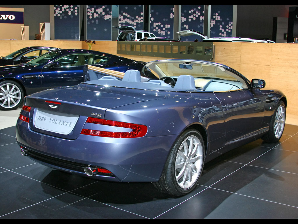 Aston Martin DB9 Volante: 9 фото