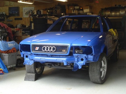 Audi S2: 8 фото