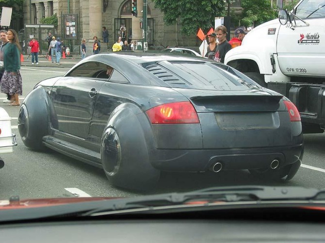 Audi TT: 9 фото