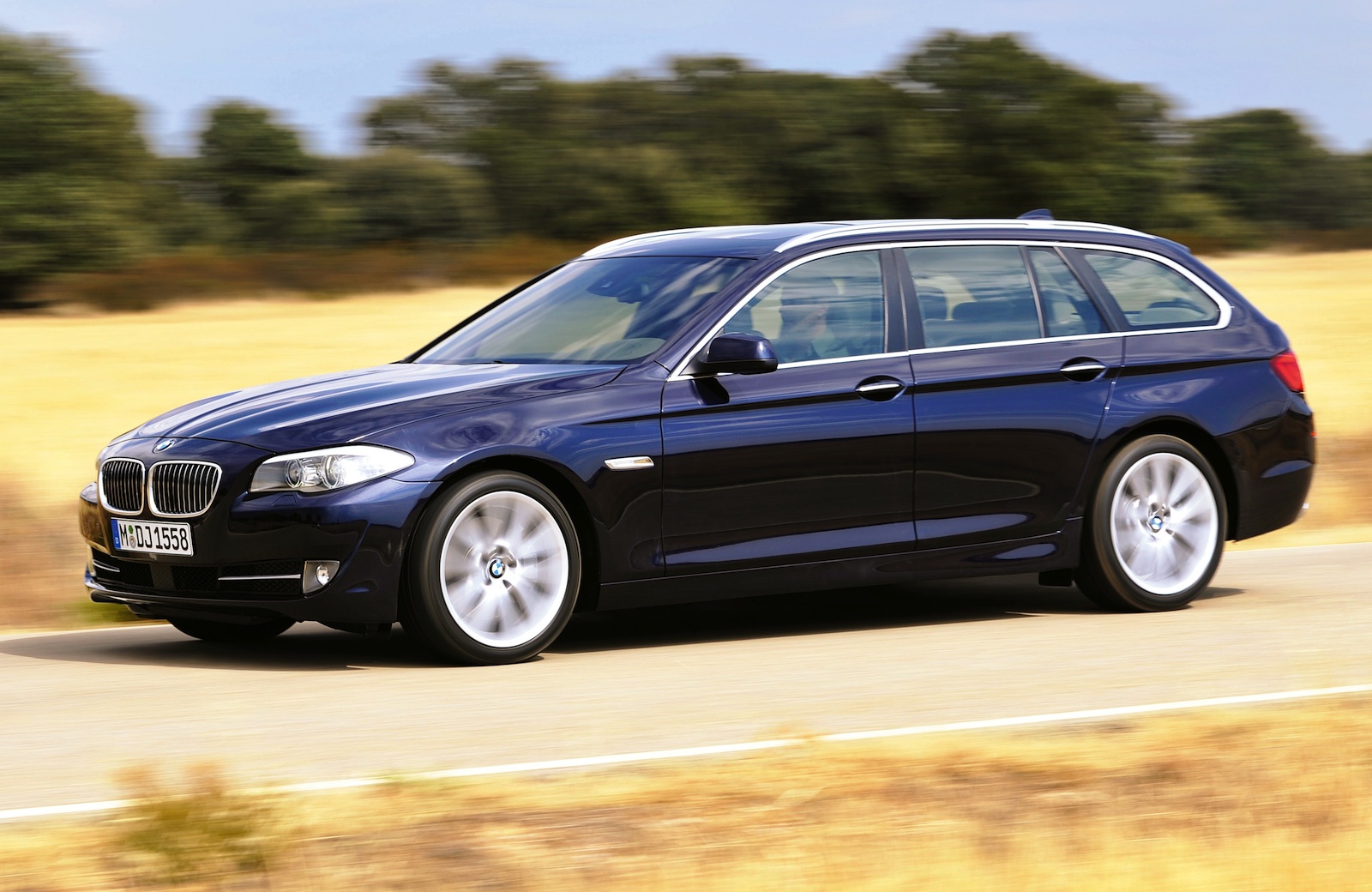 BMW 5-series Touring: 6 фото