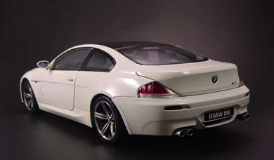 BMW M6 E63: 12 фото