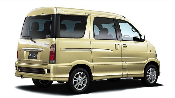 Daihatsu Atrai: 9 фото