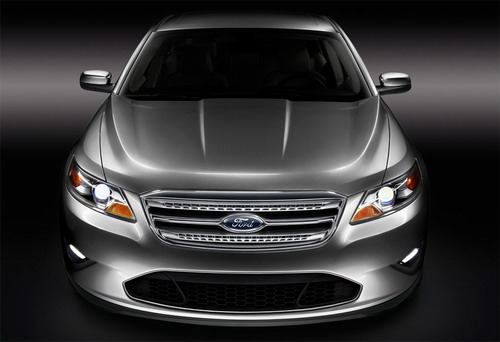 Ford Taurus III: 10 фото