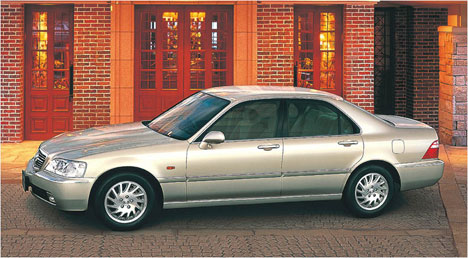 Honda Legend III: 8 фото