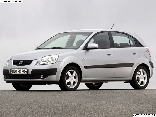 Kia Rio II Hatchback: 4 фото