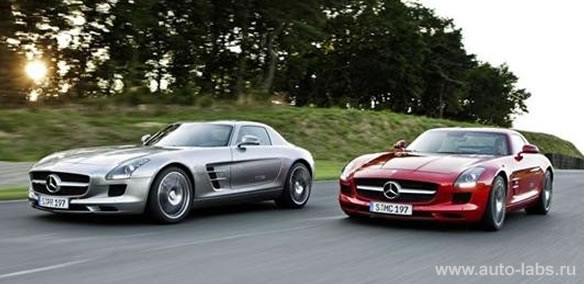 Mercedes SLS AMG: 4 фото