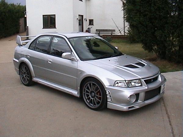 Mitsubishi Lancer VI: 2 фото