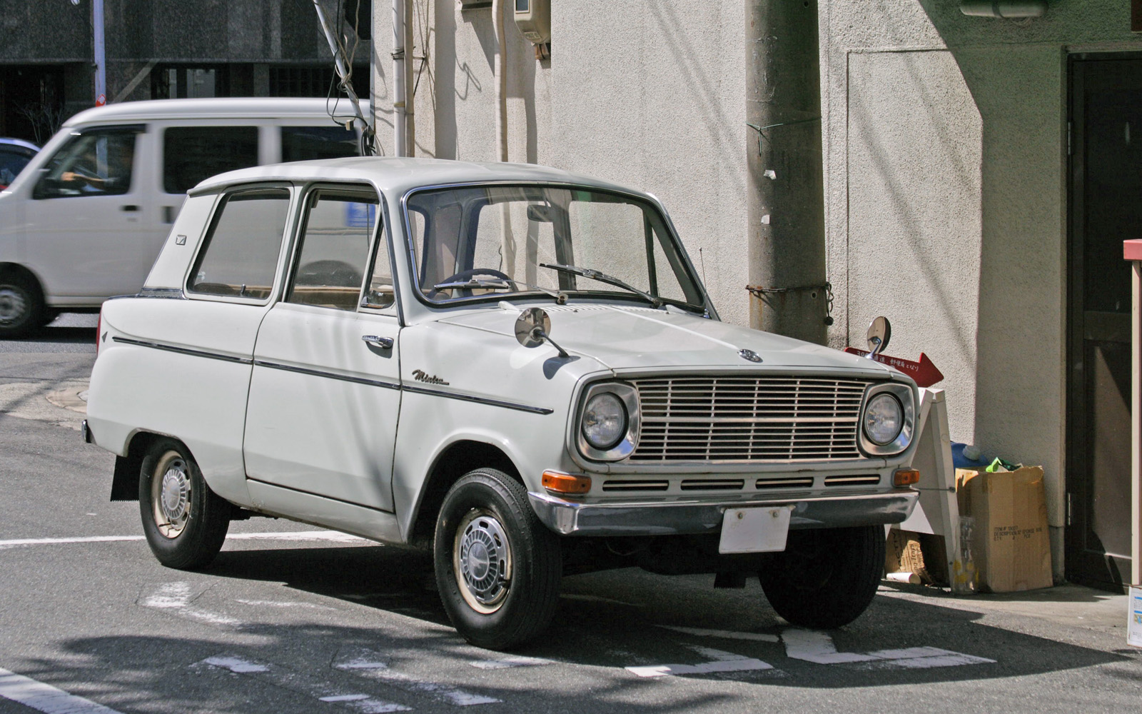 Mitsubishi Minica: 7 фото