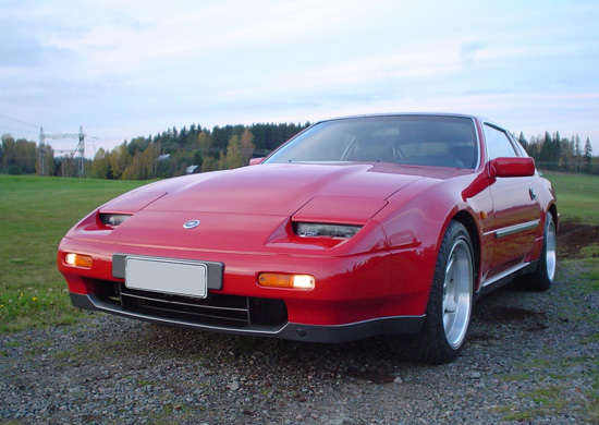 Nissan 300ZX Z31: 6 фото