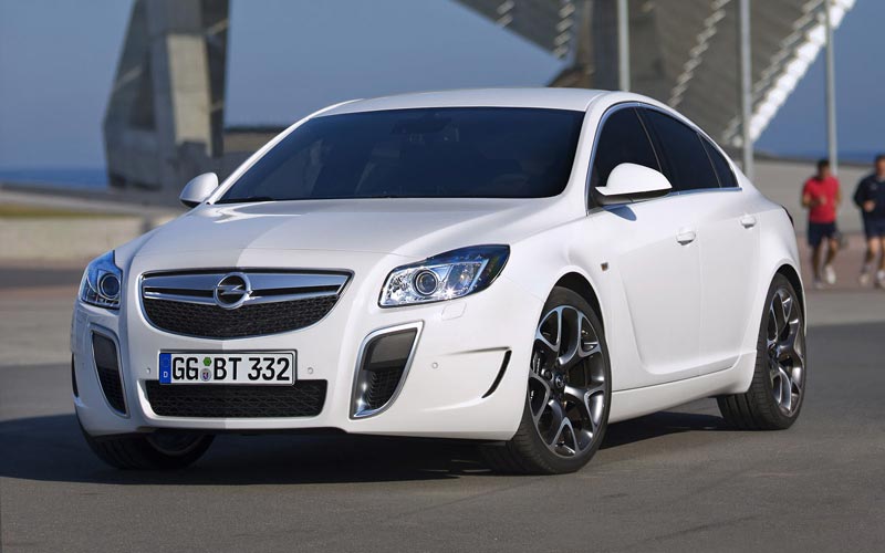 Opel Insignia OPC Hatchback: 8 фото