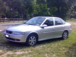 Opel Vectra: 2 фото