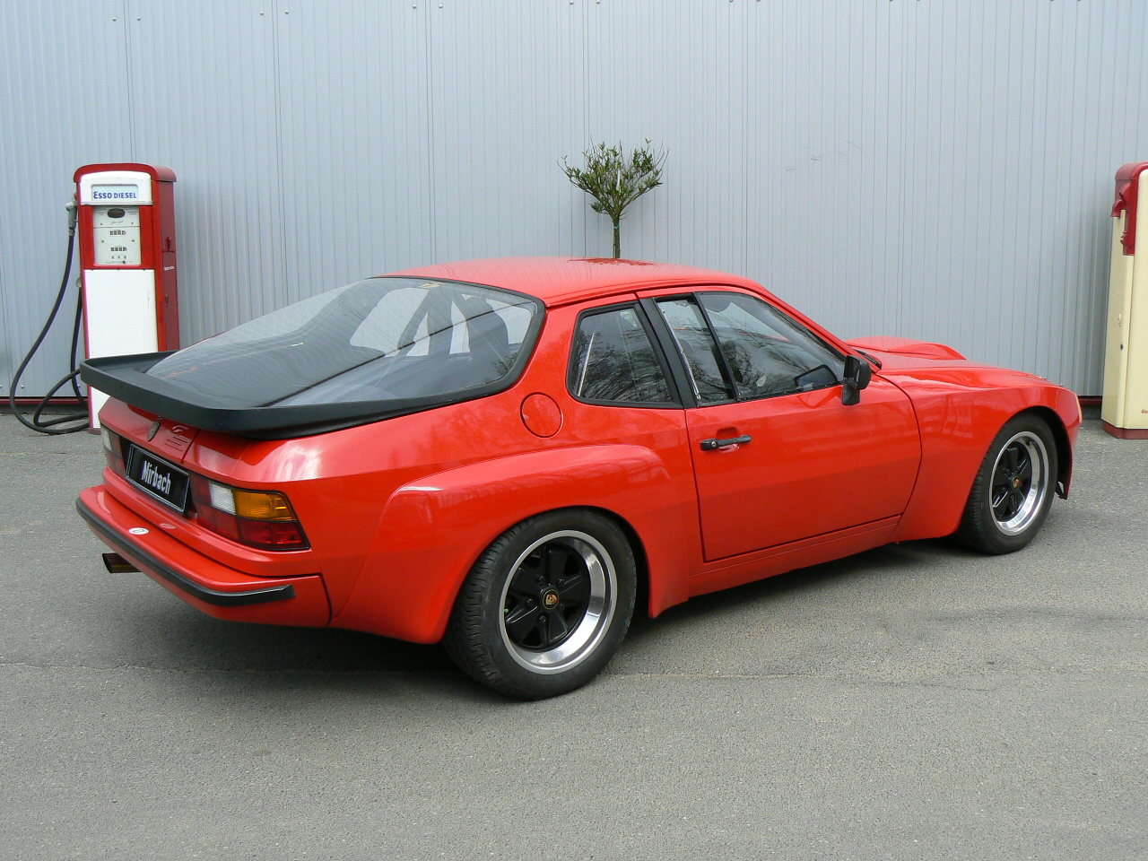 Porsche 924: 5 фото