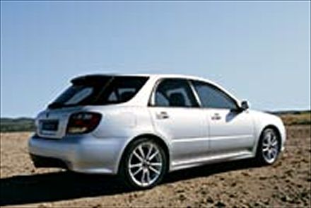 Saab 9-2X: 5 фото