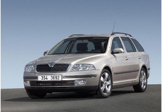 Skoda Octavia Combi: 10 фото