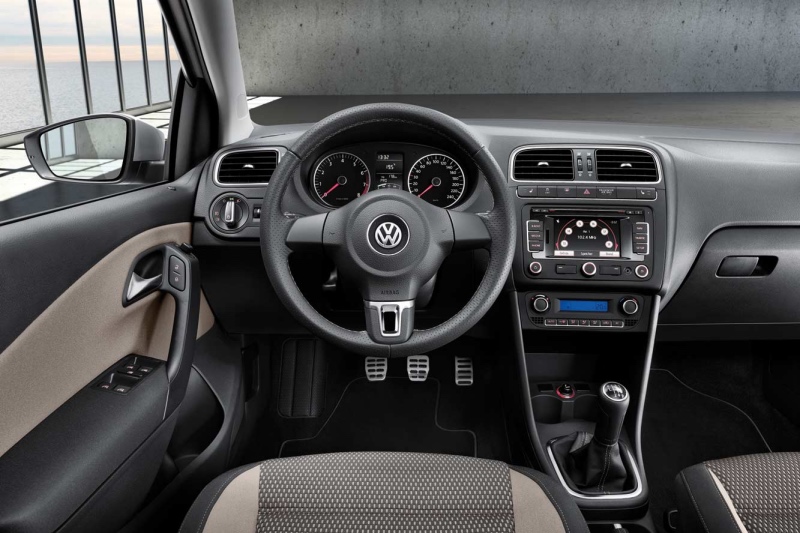 Volkswagen Polo 2016: 10 фото