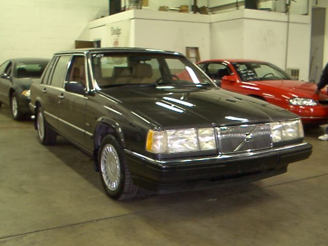 Volvo 760: 11 фото