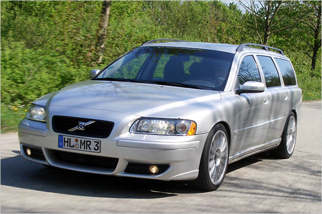 Volvo V70 I: 9 фото