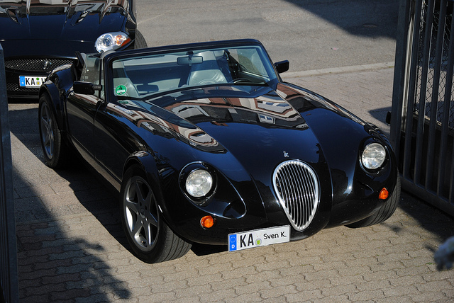 Wiesmann MF30: 8 фото